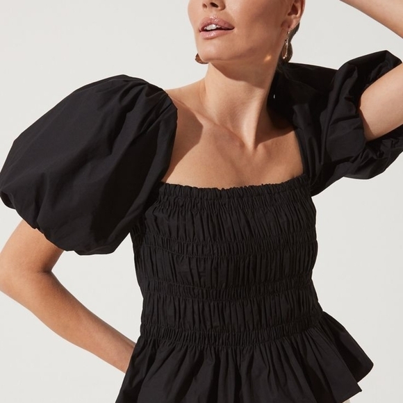 Astr The Label Savina Top - Picture 2 of 9